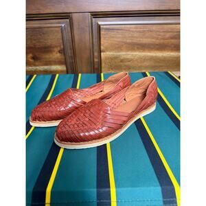 Bearpaw Huaraches Brown Leather Slip On Woven Sandals Flats Size 7 NEW